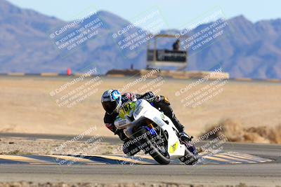 media/Jan-08-2022-SoCal Trackdays (Sat) [[1ec2777125]]/Turn 4 (1145am)/